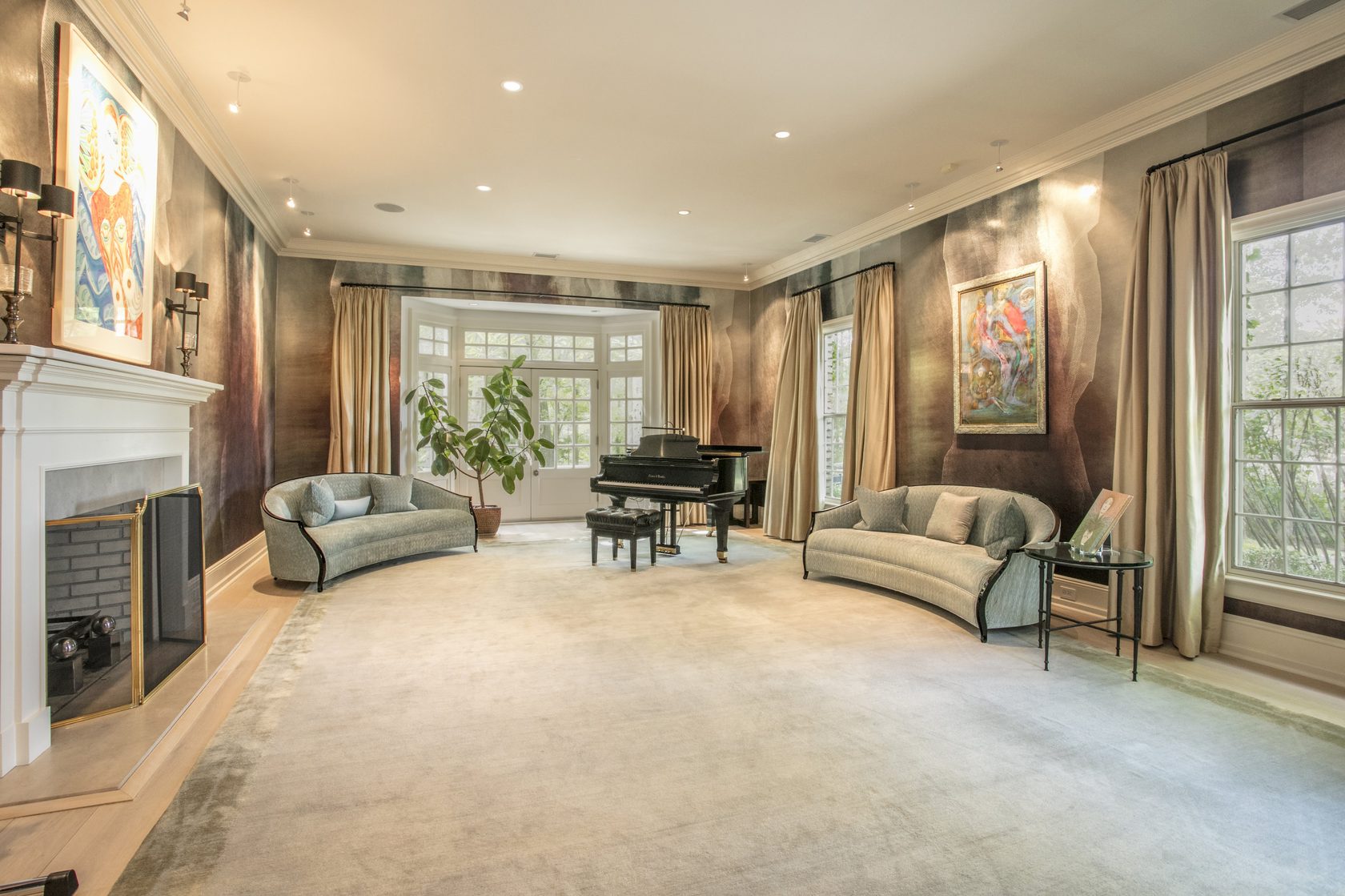 Renovated Georgian Mansion