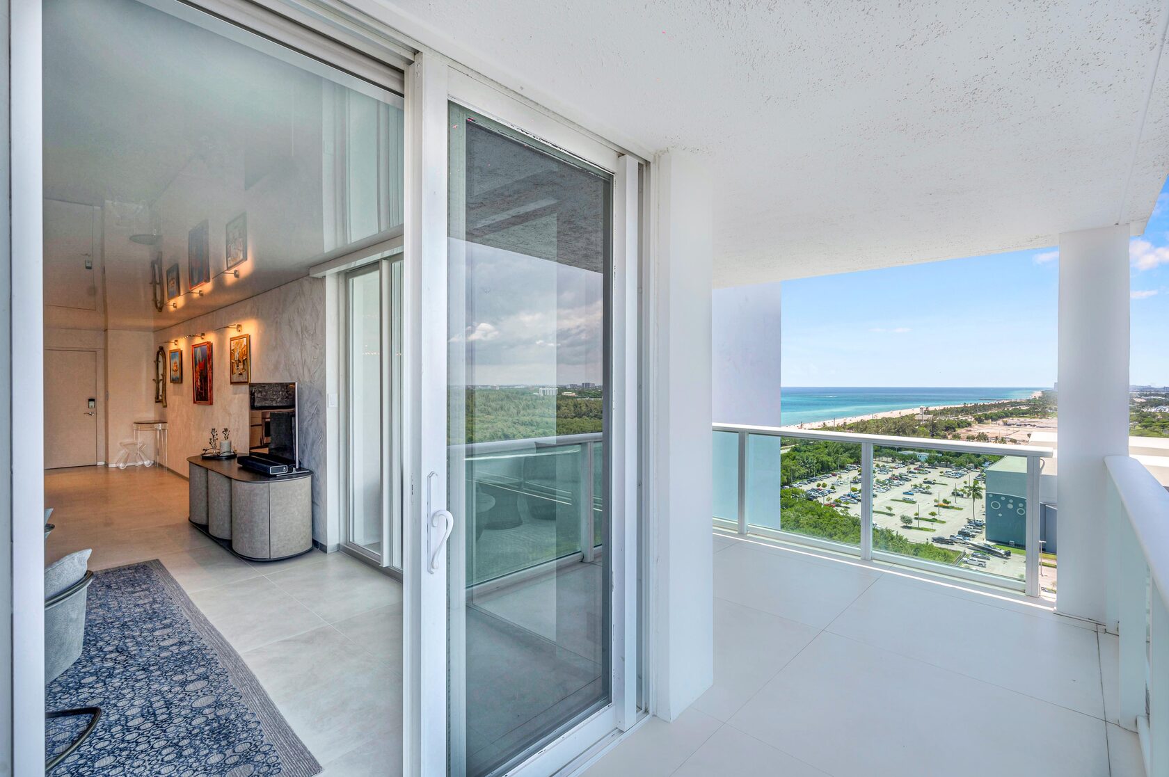 Sunny Isles Beach, FL