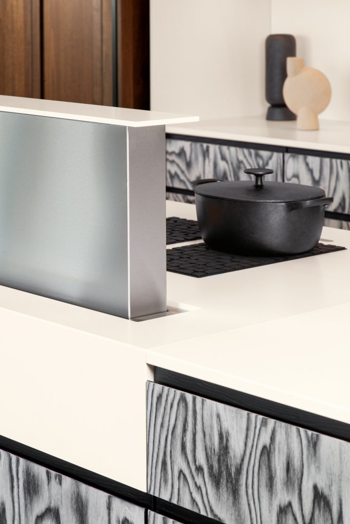 Atlante kitchen detail