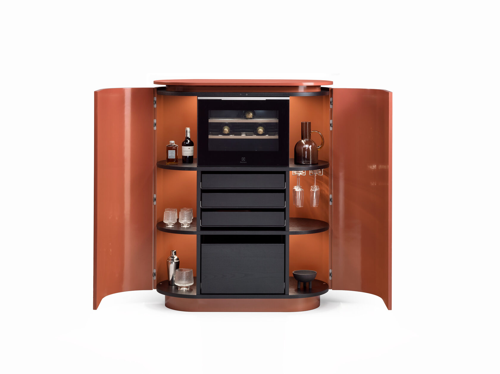 Dioniso curved door detail